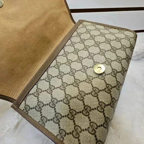 Sherry Line Brown PVC Clutch Bag - Picture 10 of 15